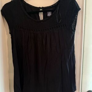 Chelsea & Theodore Black Blouse